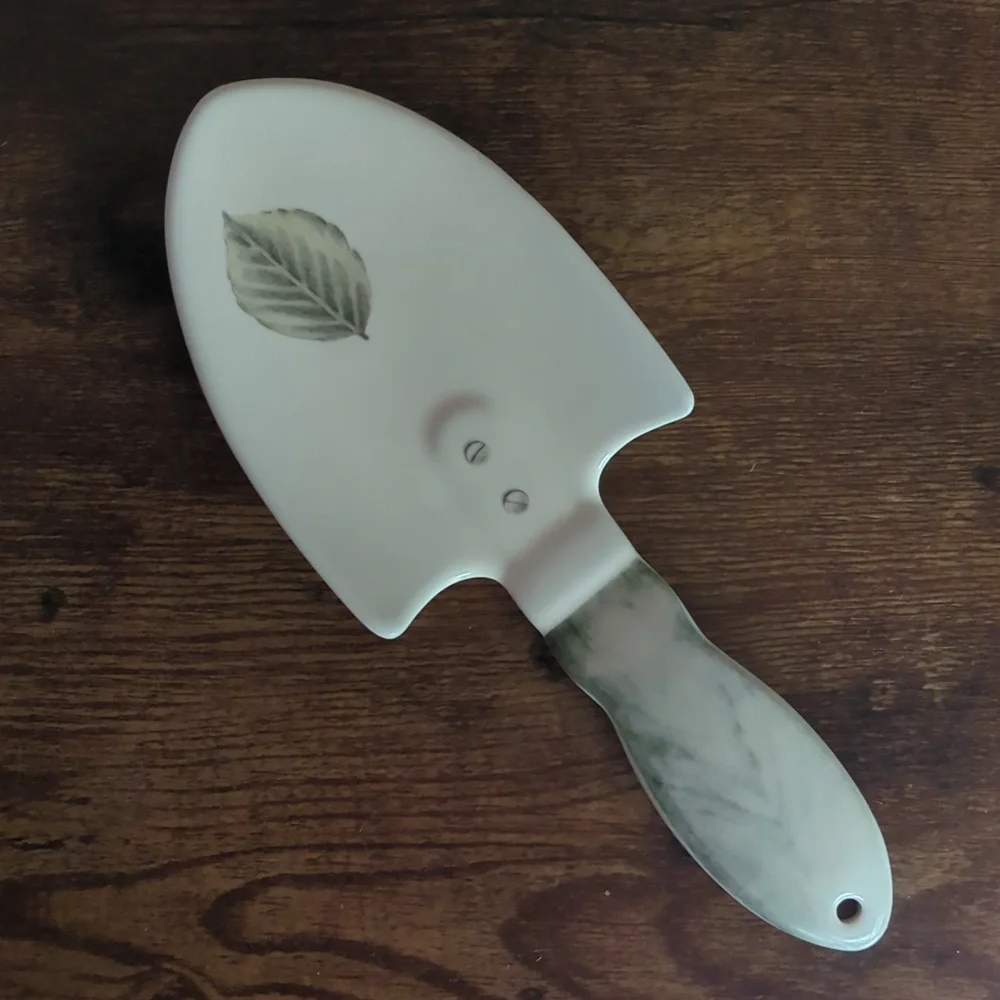 Pfaltzgraff Naturewood Leaf Design Cake Server Spoon Rest Hanging Spoonrest